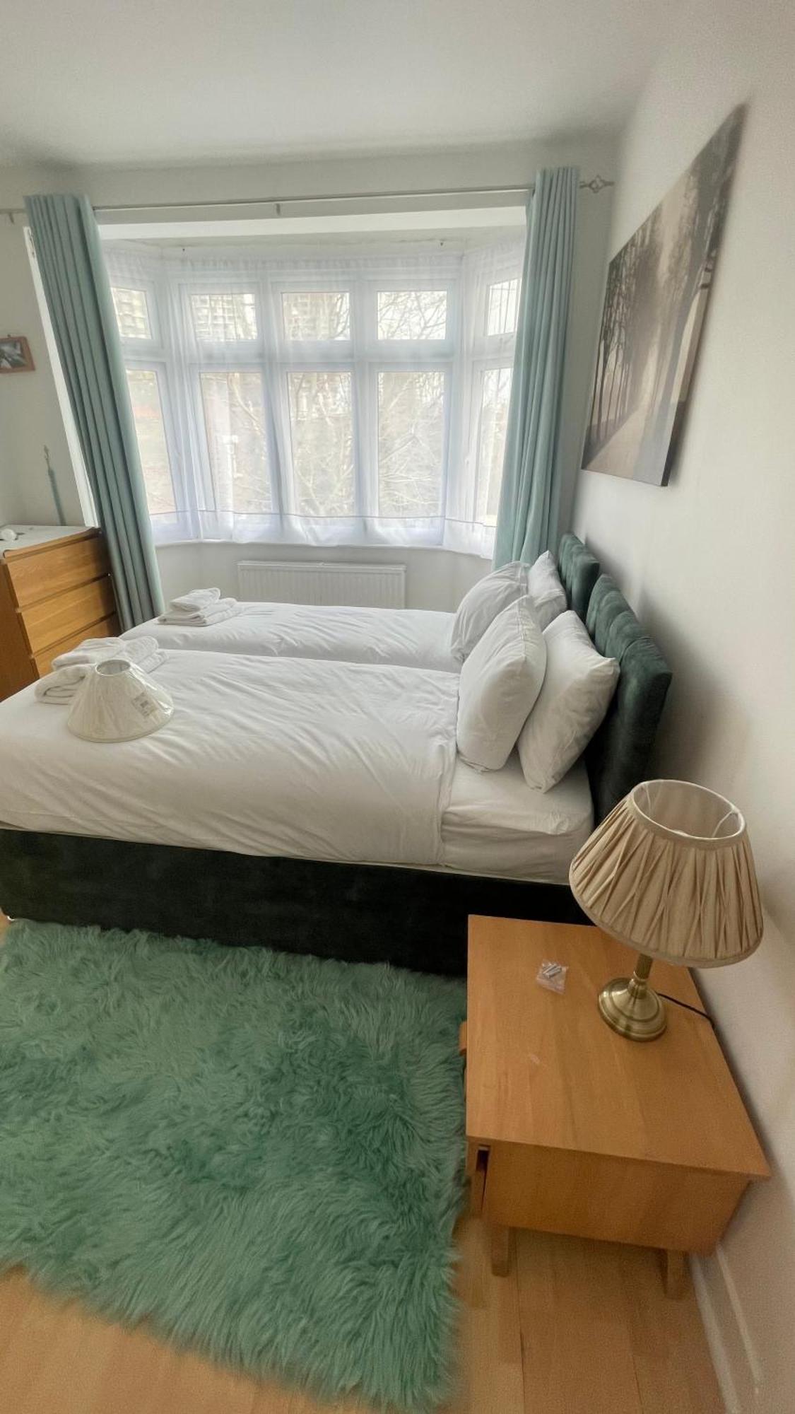 Onsitestays - 3 Bedroom House Near Tottenham Hale Сasa de vacaciones Londres